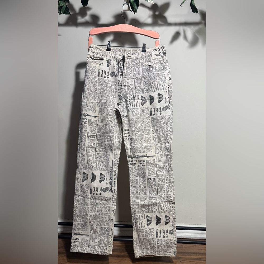 Zara Black and White Newspaper Print Women's Jeans